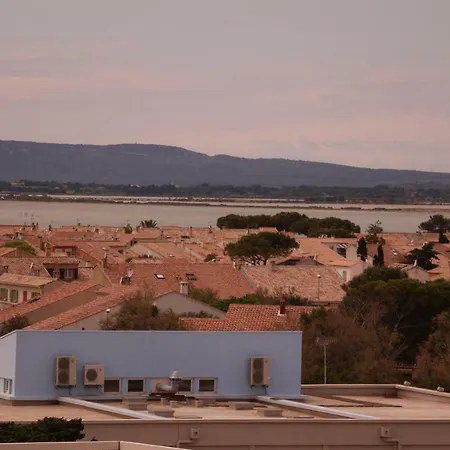 Proche パラヴァ・レ・フロ